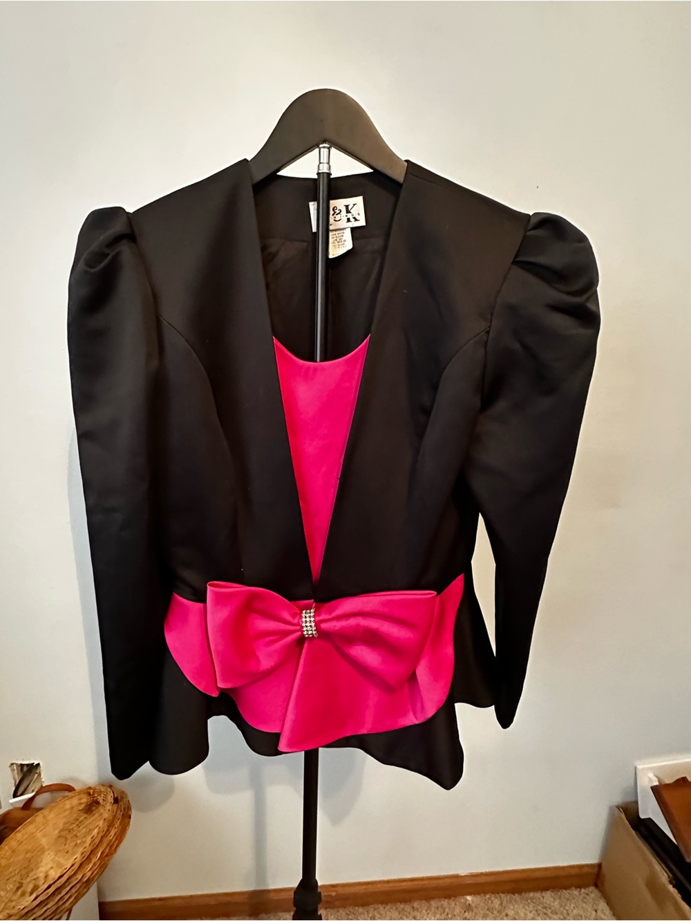 VINTAGE R&K Evenings 80s Statement Blazer • Hot Pink Oversized Bow • Peplum